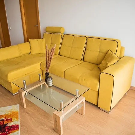 아파트 Gavas Viva City 11 *